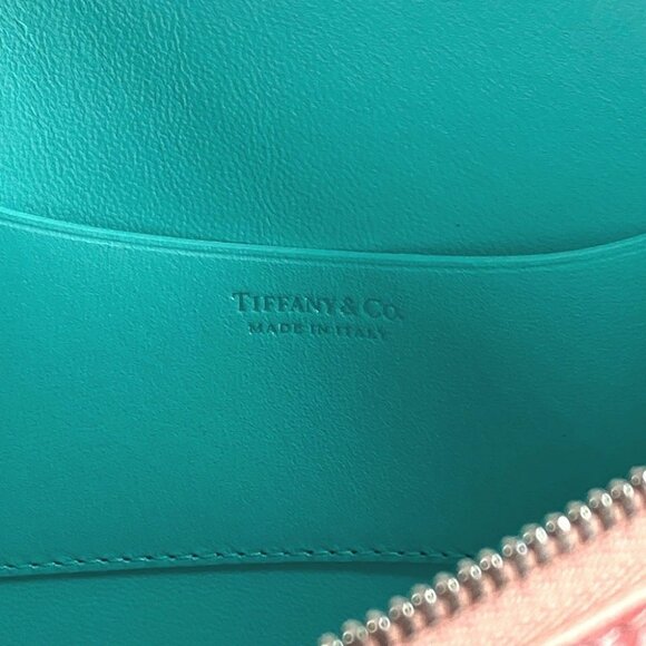 New Return to Tiffany & Co. Blue Leather Pouch Clutch Purse  TIFFANY&Co. logo bag pouch Clutch bag Leather pink/TIFFANY & Co. Blue